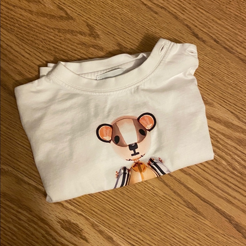 Burberry Kids Cream T-Shirt with Toy Bear Design